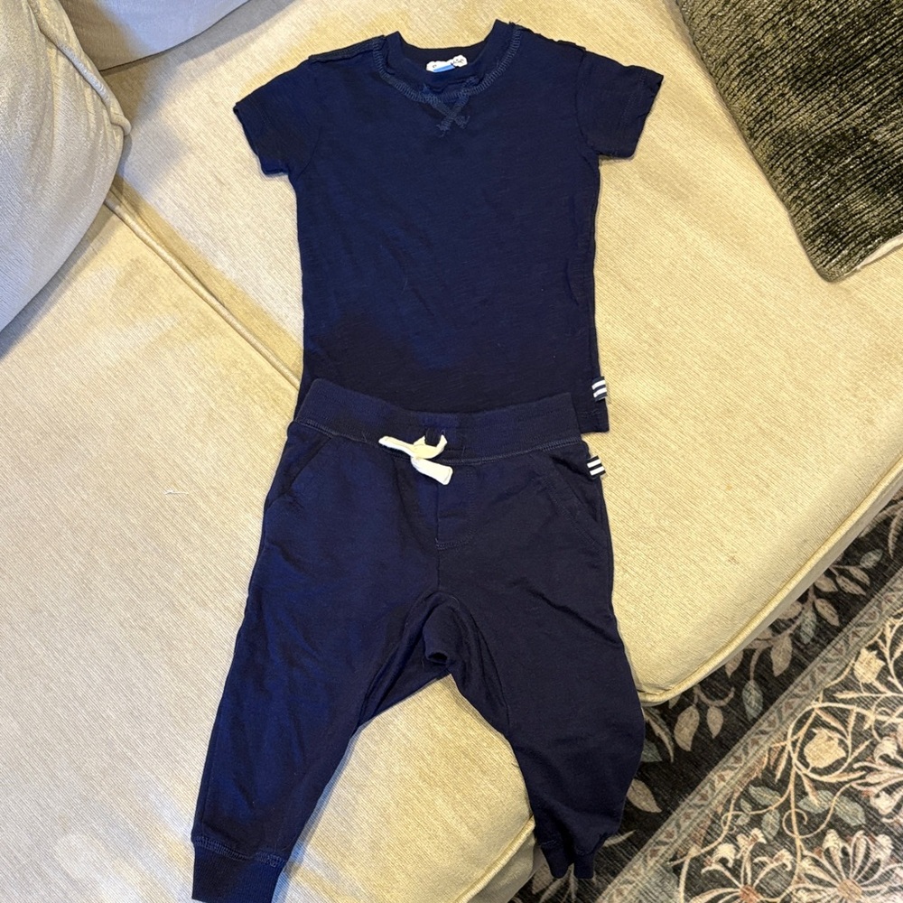 Splendid Baby Navy Blue T-Shirt and Pants Set 6-12